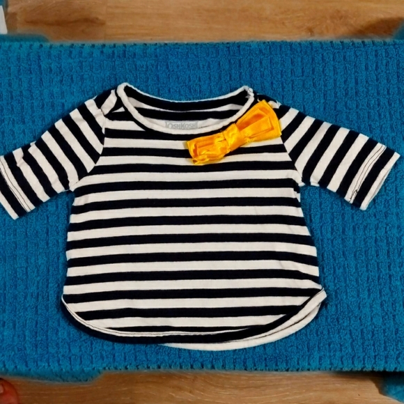 Osh kosh Girls shirt - Picture 1 of 4